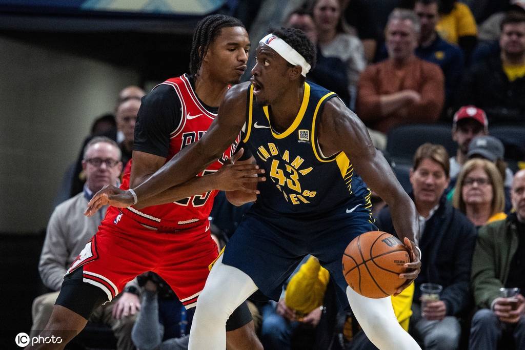 西亚卡姆连续十五场比赛得分超过大比分获胜,MAD不断突破!上演精彩一战